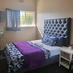 Mj Accomodation